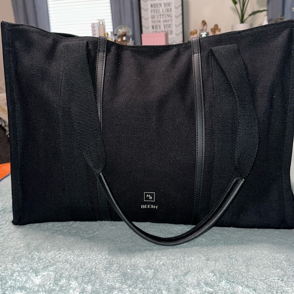 Mina Baie Beesh tote bag